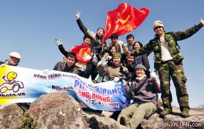 Chinh phục đỉnh Phan Xi Păng